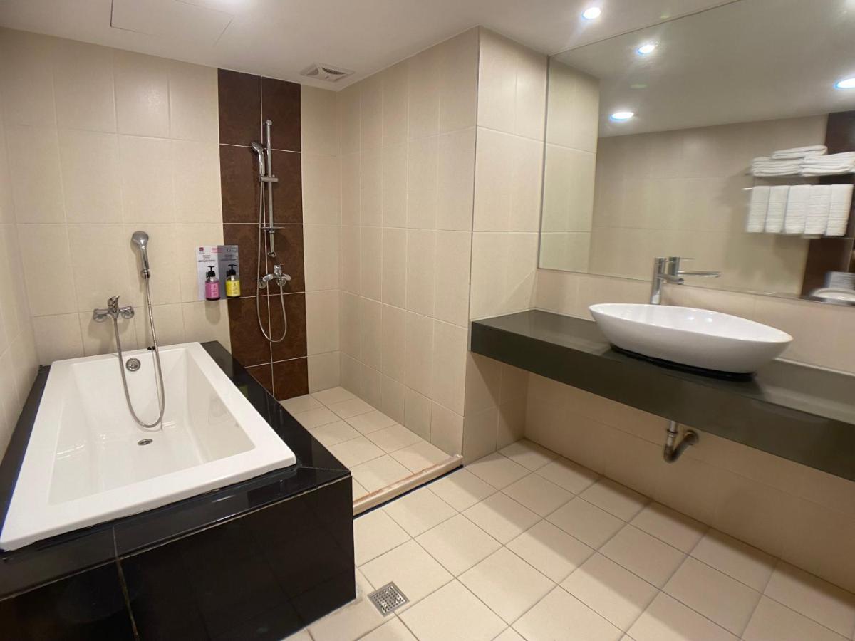 Bonjour Hotel تايتشونغ المظهر الخارجي الصورة
